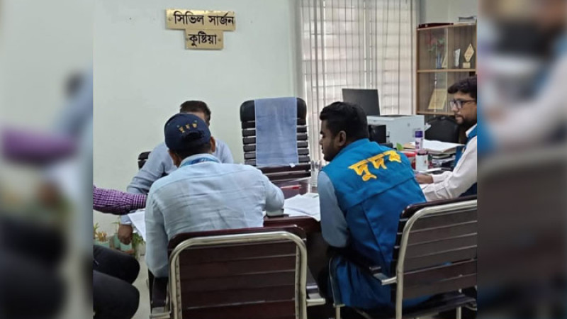 Sariq biseksual Porno xola uxlab qoldi