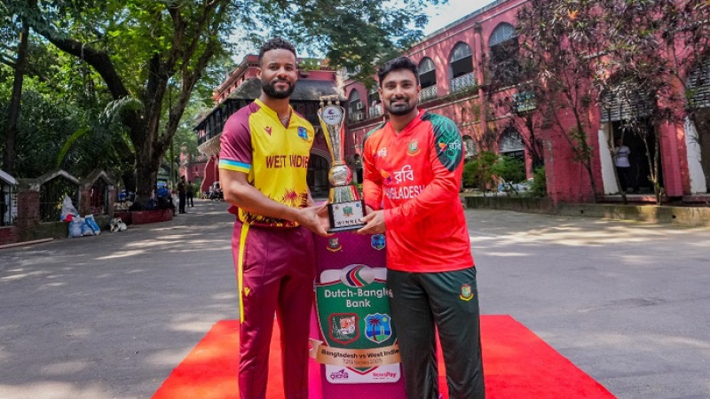 Dikingizni toplaringiz bilan birga eshakingizga soling Retro tortlik